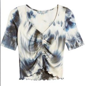 NWT Tie-dye cinched baby crop T-shirt